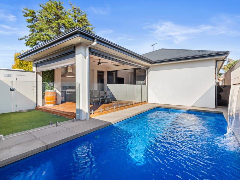 Small pool fence